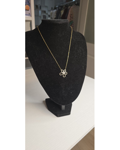 Collar flor con pedrería acero dorado