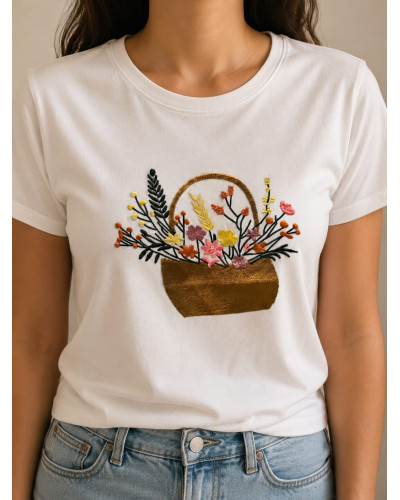 Camiseta canasto bordado